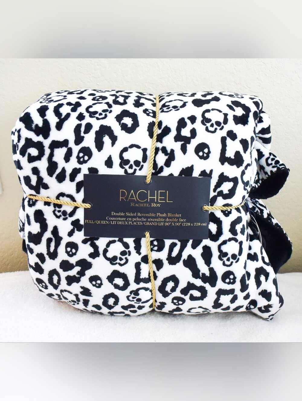 *Rachel Roy* REVERSIBLE Black-n-White Skull Cheetah Plush Blanket - 90x90 -NEW!